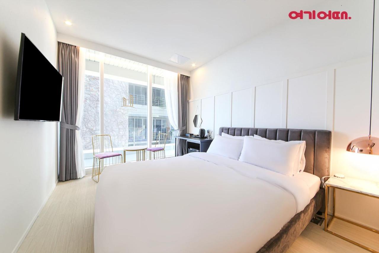 De Homme Hotel Busan Exterior photo